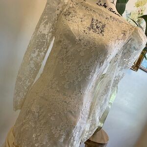 VINTAGE Elegant Lace Long Sleeve Dress SIZE SMALL/MEDIUM IVORY